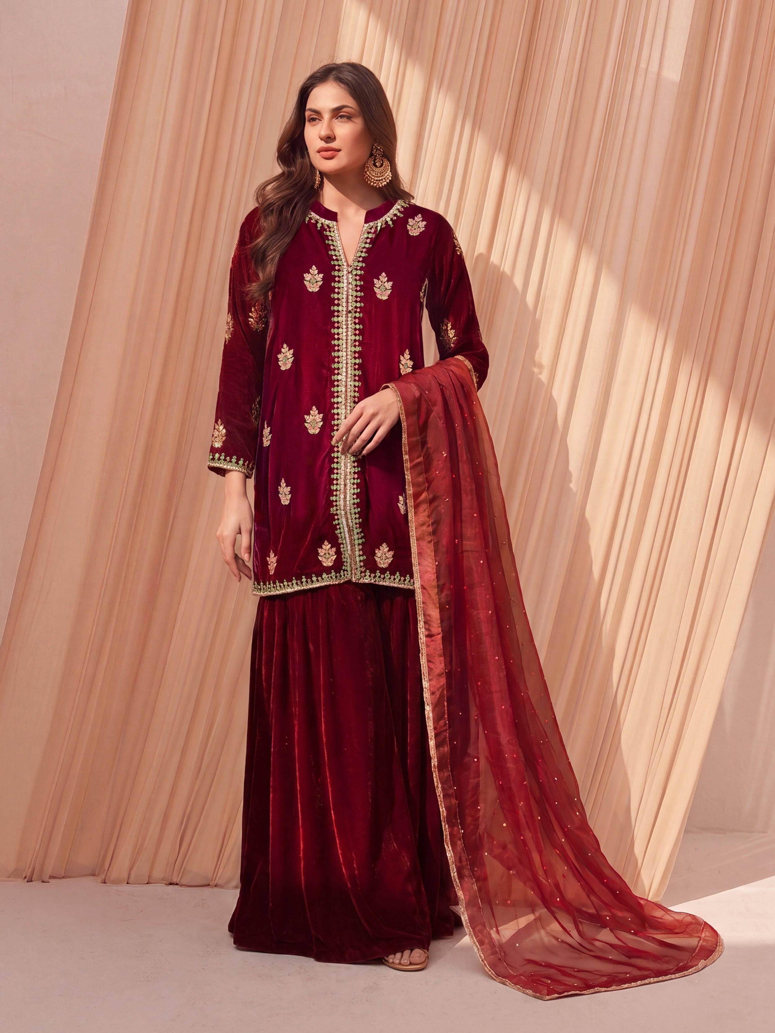 Velvetia Maroon