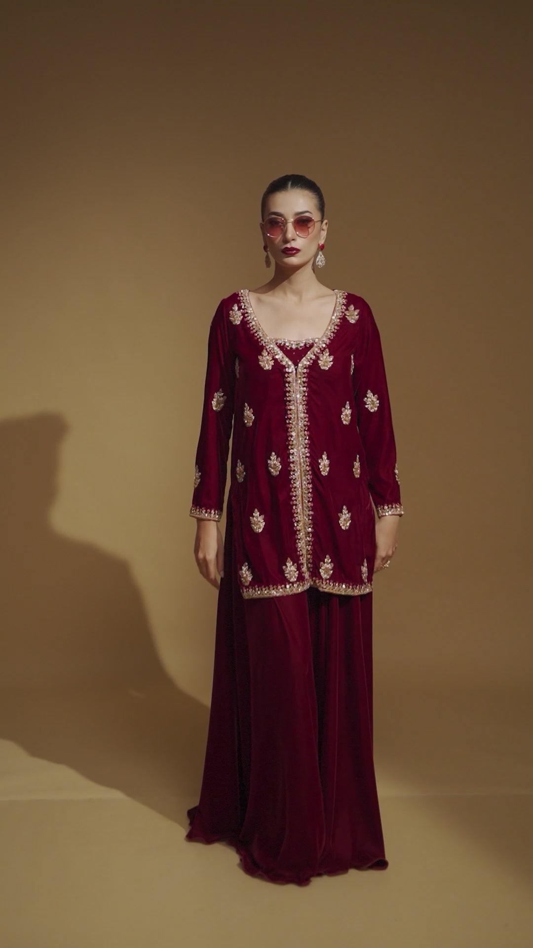 Velvetia Maroon